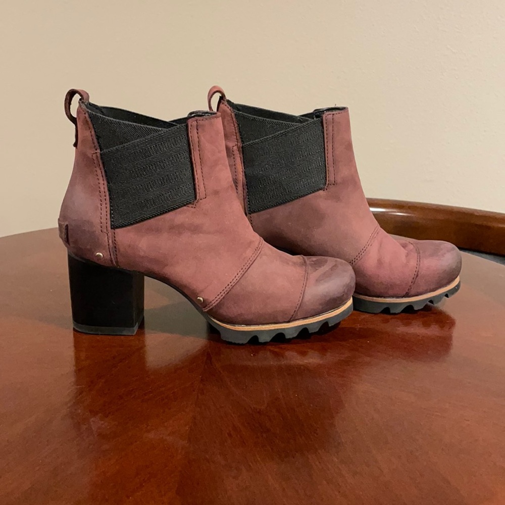 SOREL Chelsea Addington Chunky Heel Boot Size 8